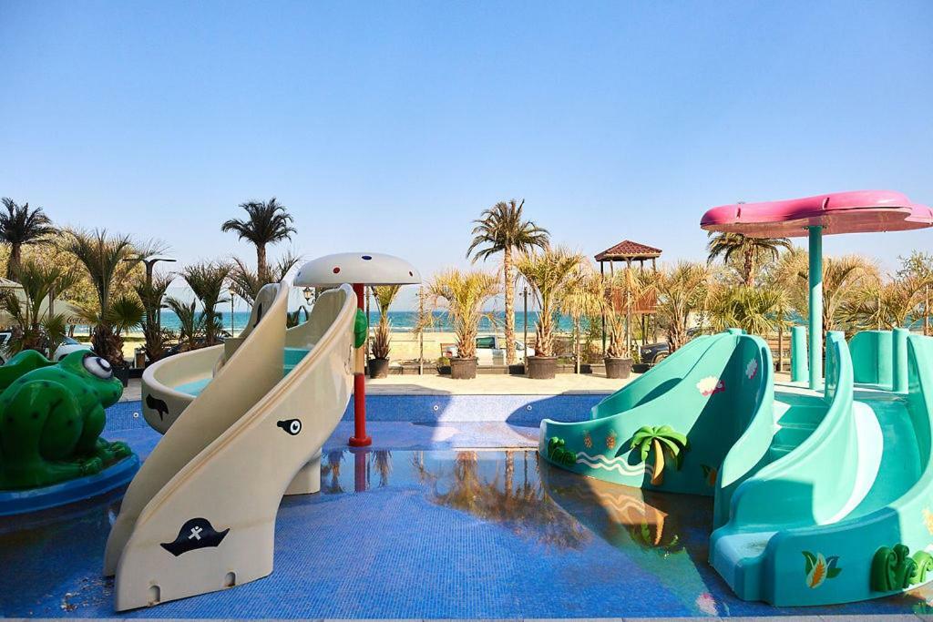 Deluxe Apartment Spa N Pools Beach Resort Năvodari Esterno foto