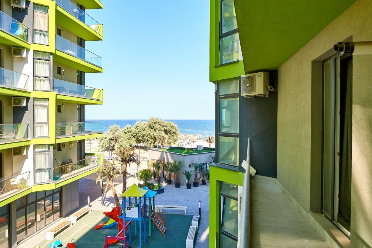 Deluxe Apartment Spa N Pools Beach Resort Năvodari Esterno foto